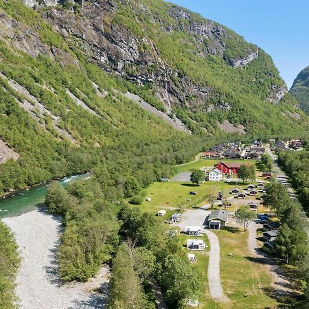 Utladalen Camping Årdal Eksteriør billede